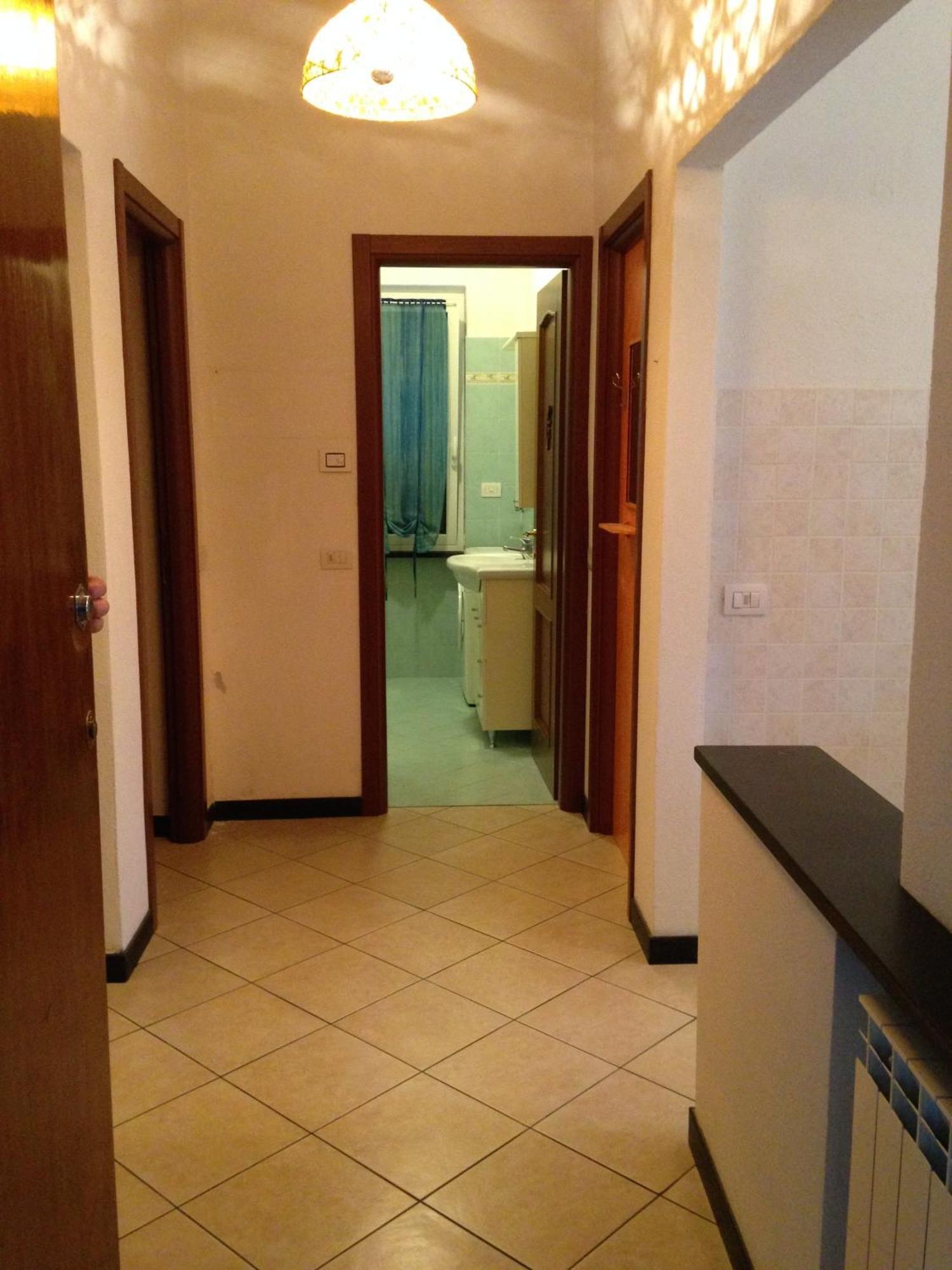 La Casa Di Aaron Apartment Рапало Стая снимка